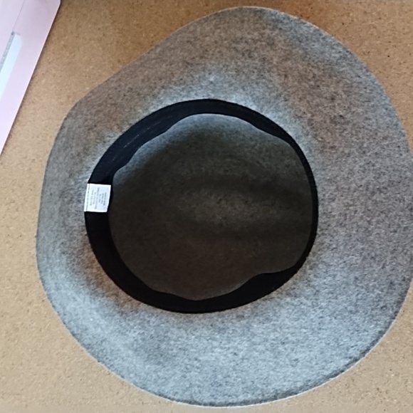 Gray Wool Hat - Picture 5 of 6